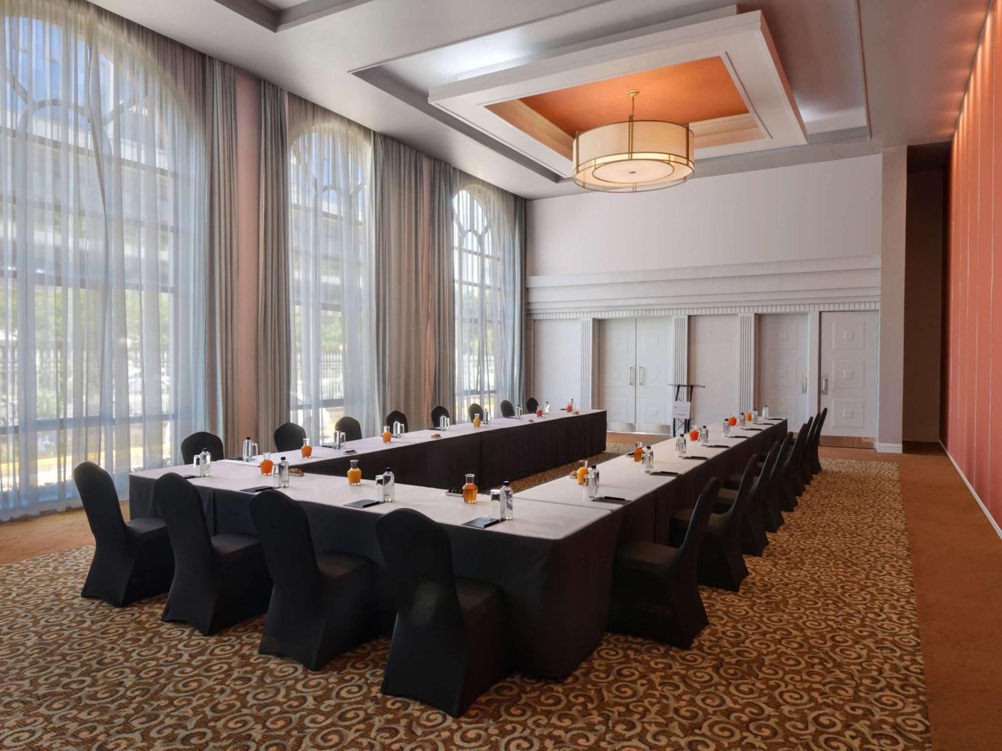 Pullman Nairobi Upper Hill Hotel Ngoại thất bức ảnh