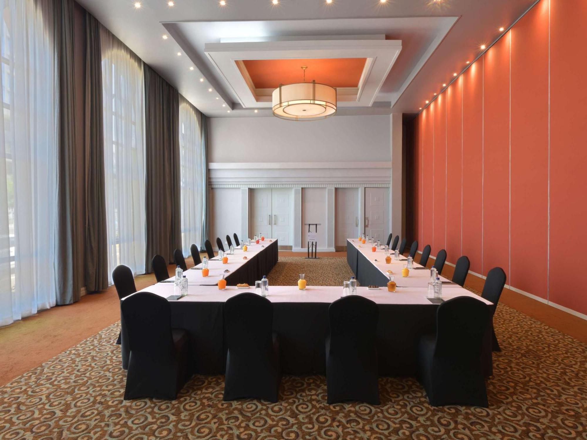 Pullman Nairobi Upper Hill Hotel Ngoại thất bức ảnh